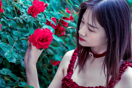 千万豪宅堆垃圾，百万快递不肯拆！“囤积成瘾”怎么治？